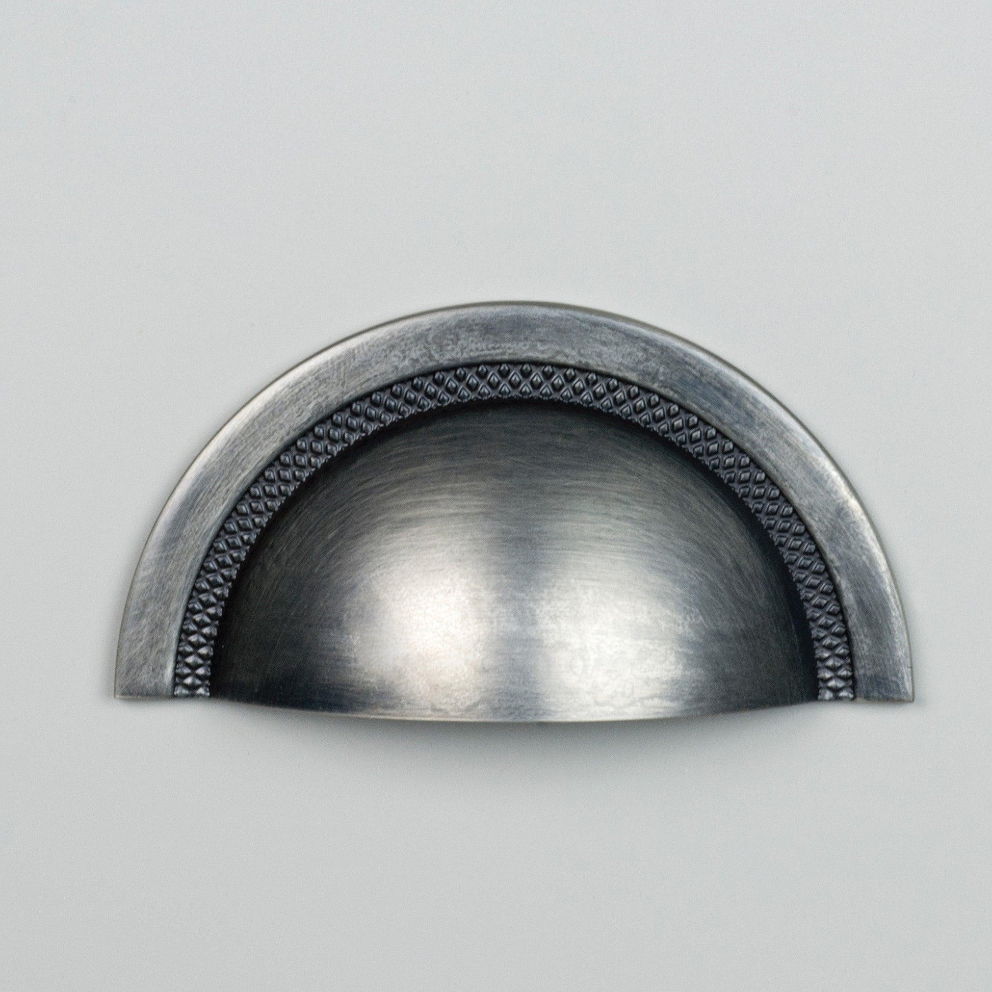 SHELL CUP PULL 3 1/2" - Solua Inc