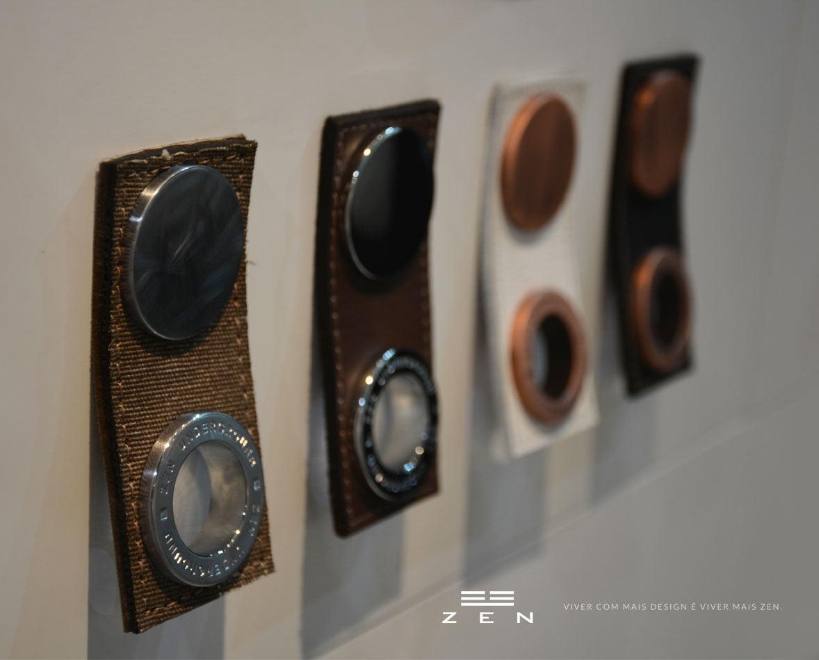GARAGE KNOB Centers 5-8" Brown Leather - Solua Inc